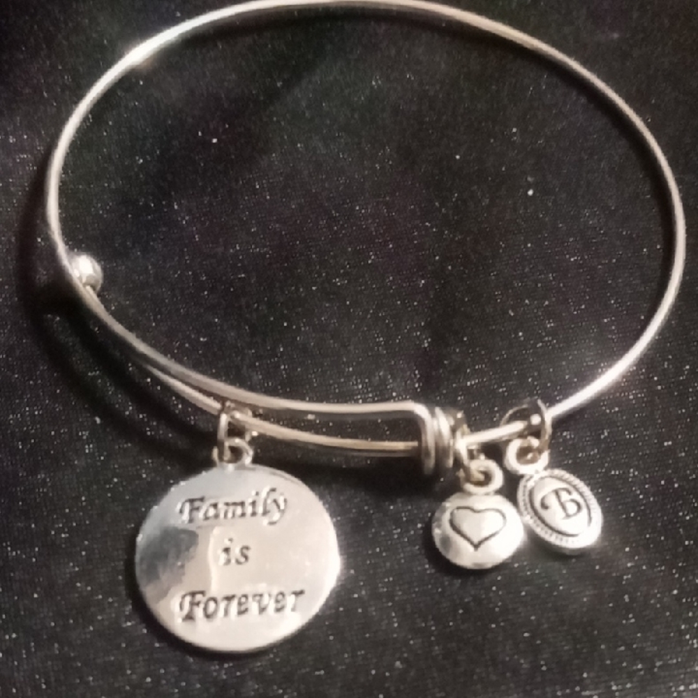 Brighton Designer Bangle Bracelet .Charm Family Is Forever.